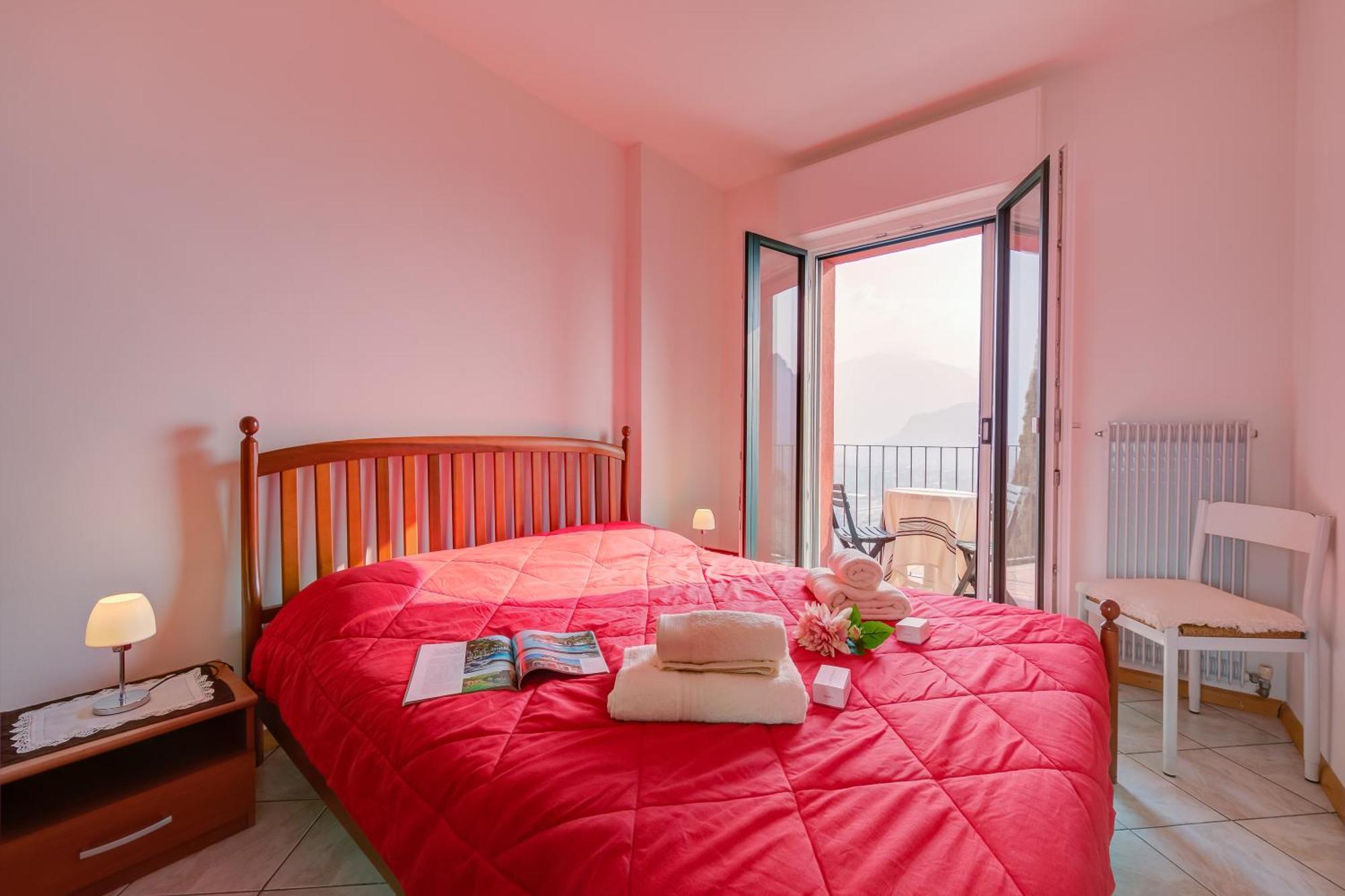 Lake View Dom-Us Apartment - Happy Rentals Рива-дель-Гарда Экстерьер фото